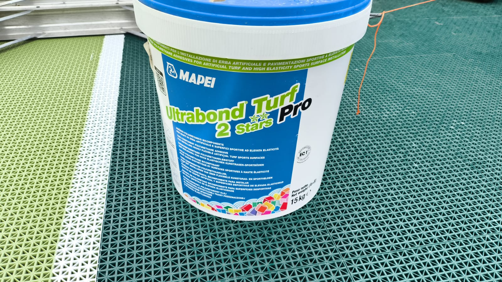 ULTRABOND TURF 2 STARS PRO GREEN UNITS 15 KG MAPEI